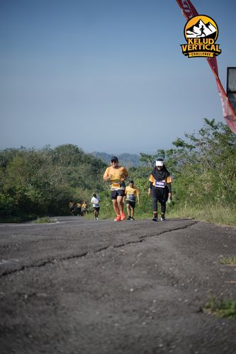Race photo from Kelud Vertical Challenge 2024