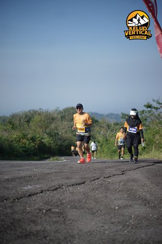 Race photo from Kelud Vertical Challenge 2024