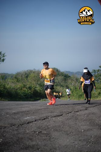 Race photo from Kelud Vertical Challenge 2024