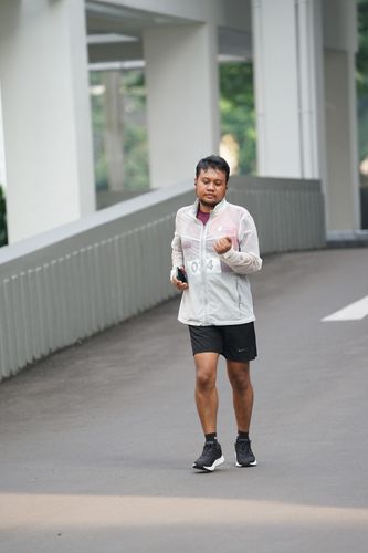Race photo from Assurance Fun Run 2024