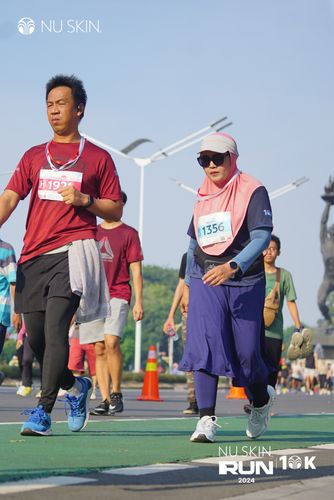 Race photo from Nu Skin Run 10K