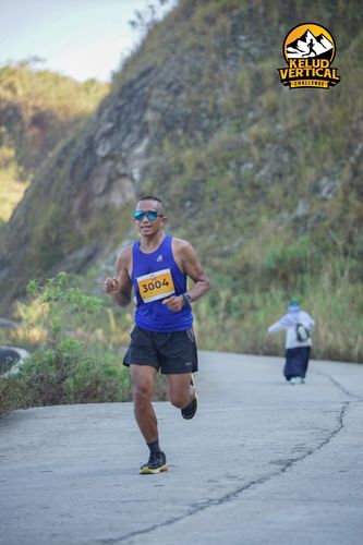 Race photo from Kelud Vertical Challenge 2024