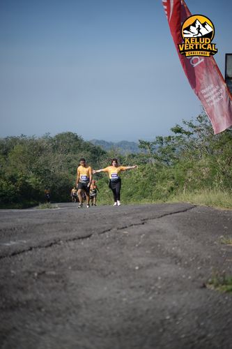 Race photo from Kelud Vertical Challenge 2024