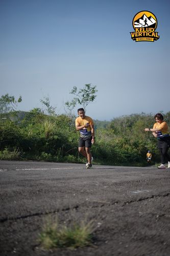 Race photo from Kelud Vertical Challenge 2024