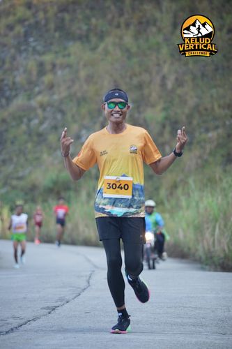 Race photo from Kelud Vertical Challenge 2024