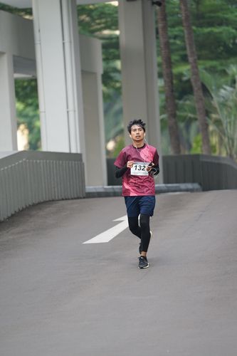 Race photo from Assurance Fun Run 2024