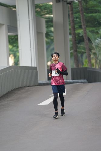 Race photo from Assurance Fun Run 2024