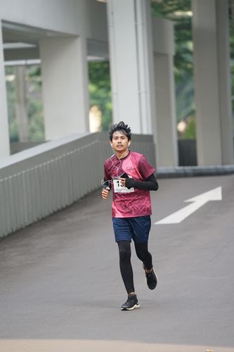 Race photo from Assurance Fun Run 2024