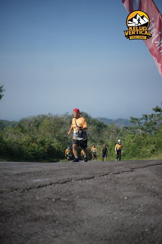 Race photo from Kelud Vertical Challenge 2024