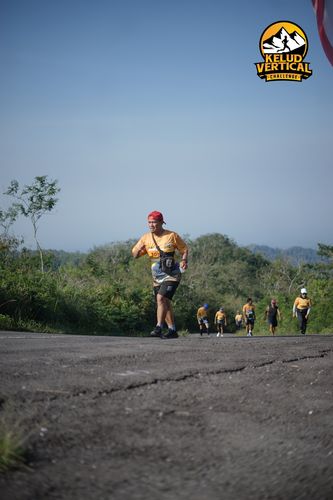 Race photo from Kelud Vertical Challenge 2024