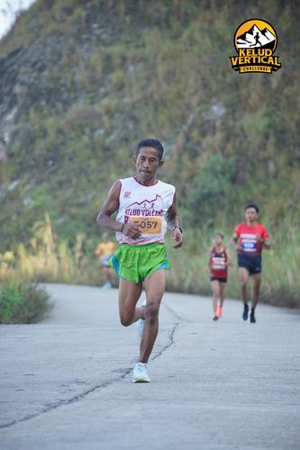 Race photo from Kelud Vertical Challenge 2024