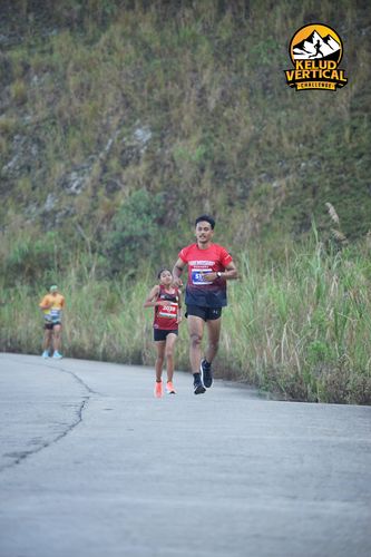 Race photo from Kelud Vertical Challenge 2024