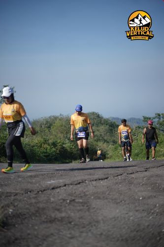 Race photo from Kelud Vertical Challenge 2024