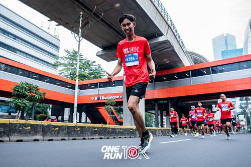 Race photo from ONE RUN 10K 2025