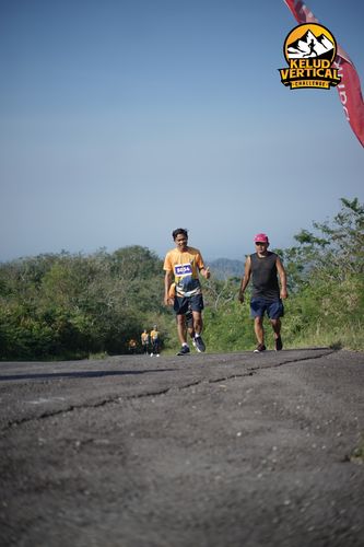 Race photo from Kelud Vertical Challenge 2024