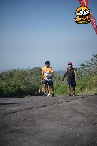 Race photo from Kelud Vertical Challenge 2024