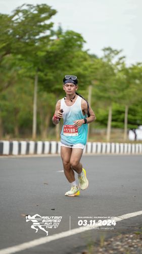 Race photo from Arutmin Borneo Run 2024