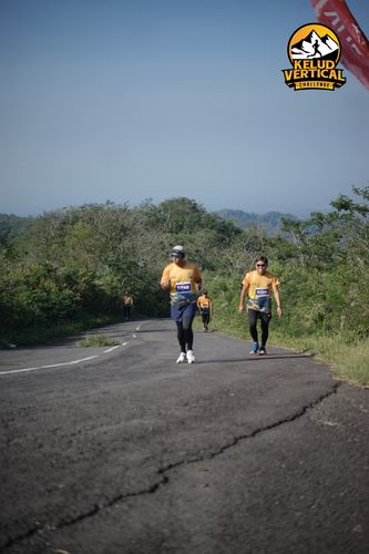 Race photo from Kelud Vertical Challenge 2024