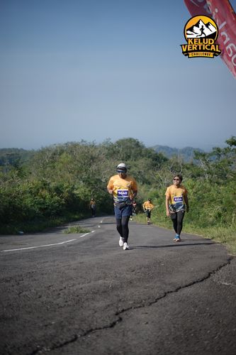Race photo from Kelud Vertical Challenge 2024