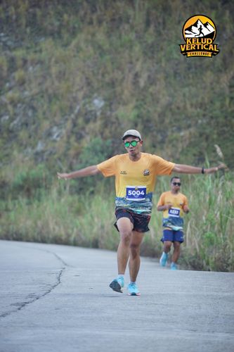 Race photo from Kelud Vertical Challenge 2024