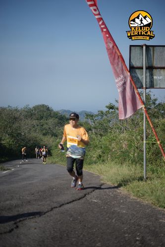 Race photo from Kelud Vertical Challenge 2024