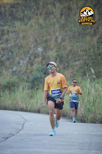 Race photo from Kelud Vertical Challenge 2024