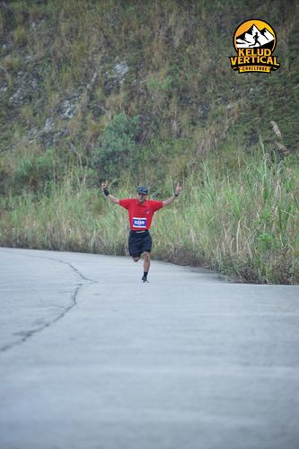 Race photo from Kelud Vertical Challenge 2024