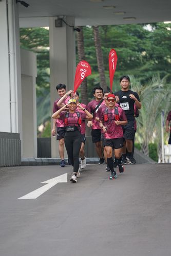 Race photo from Assurance Fun Run 2024