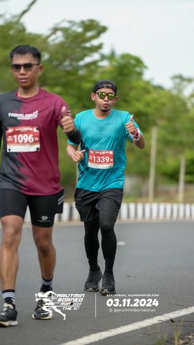 Race photo from Arutmin Borneo Run 2024