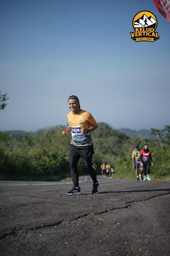 Race photo from Kelud Vertical Challenge 2024