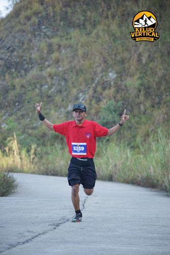 Race photo from Kelud Vertical Challenge 2024