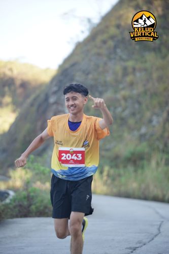 Race photo from Kelud Vertical Challenge 2024