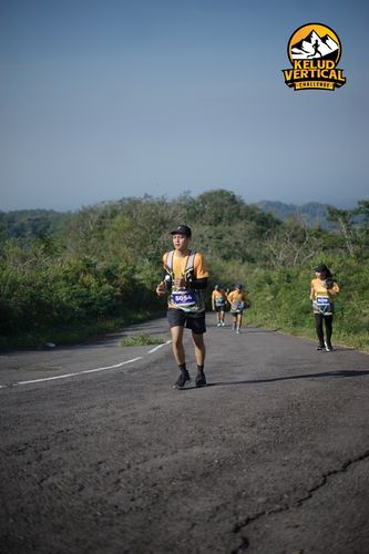 Race photo from Kelud Vertical Challenge 2024