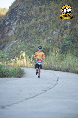 Race photo from Kelud Vertical Challenge 2024