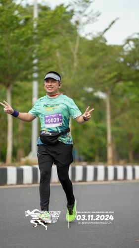 Race photo from Arutmin Borneo Run 2024