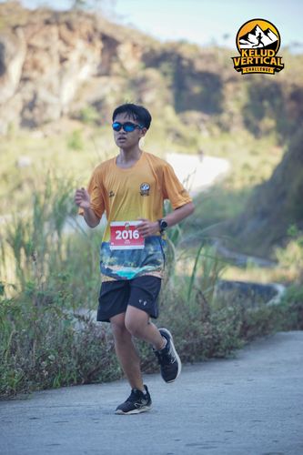 Race photo from Kelud Vertical Challenge 2024