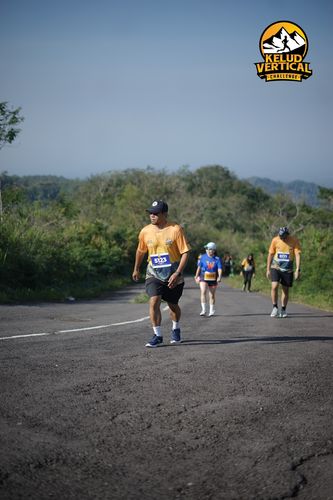 Race photo from Kelud Vertical Challenge 2024