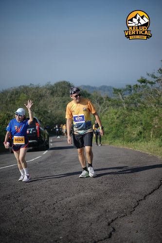 Race photo from Kelud Vertical Challenge 2024