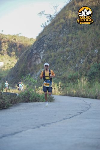 Race photo from Kelud Vertical Challenge 2024