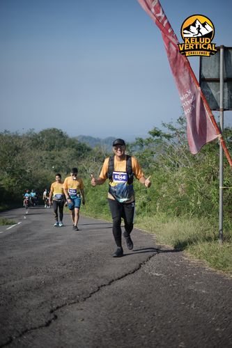 Race photo from Kelud Vertical Challenge 2024