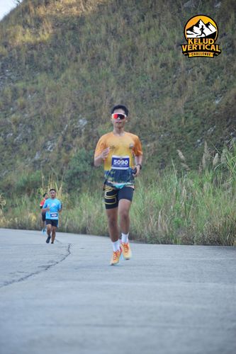 Race photo from Kelud Vertical Challenge 2024