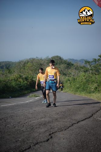 Race photo from Kelud Vertical Challenge 2024