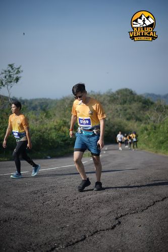 Race photo from Kelud Vertical Challenge 2024