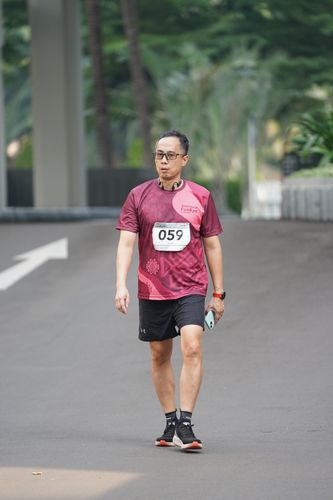 Race photo from Assurance Fun Run 2024