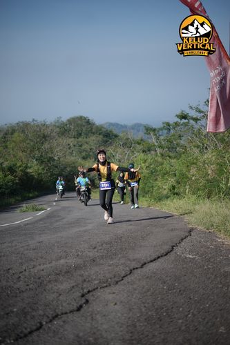 Race photo from Kelud Vertical Challenge 2024