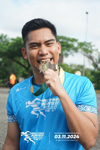 Race photo from Arutmin Borneo Run 2024