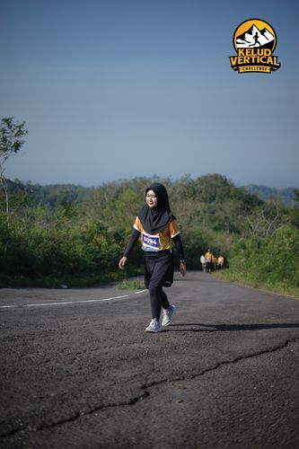 Race photo from Kelud Vertical Challenge 2024