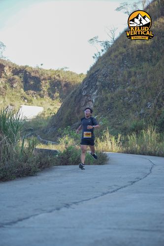 Race photo from Kelud Vertical Challenge 2024