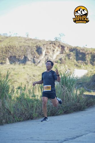 Race photo from Kelud Vertical Challenge 2024