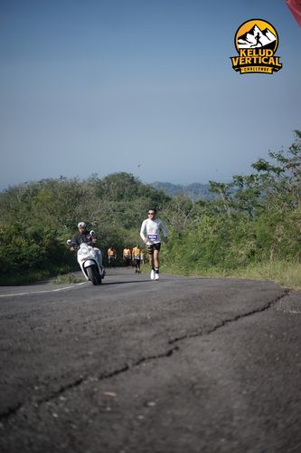 Race photo from Kelud Vertical Challenge 2024